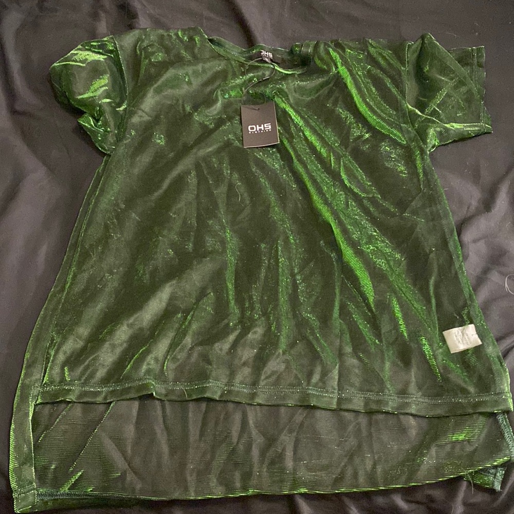 See through metallic top